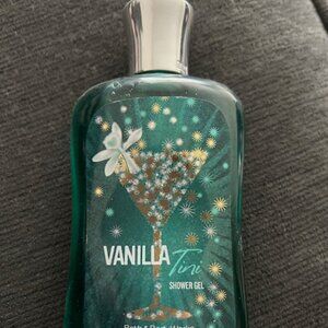 Bath & Body Works Vanilla Tini Shower Gel - NWT